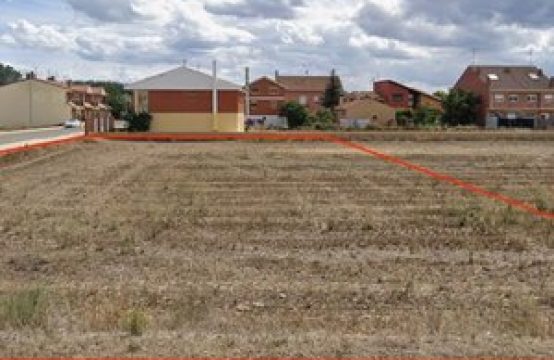 Terreno urbano en la Bañeza, León
